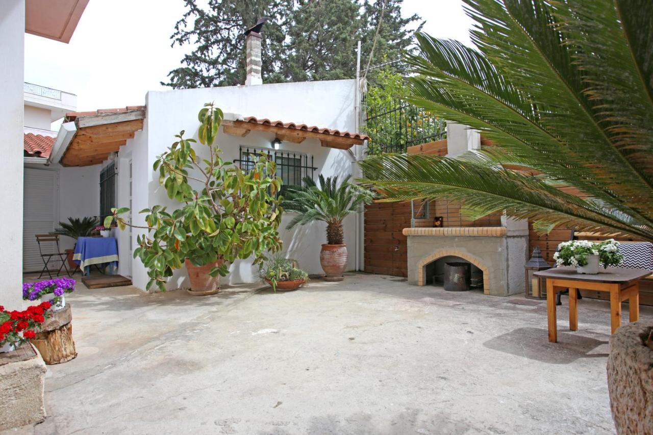 House Near The Athens Airport, Spata. Kültér fotó